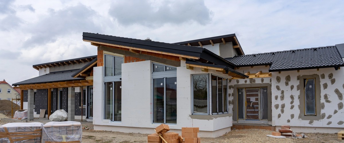 Modern 2-Story House
